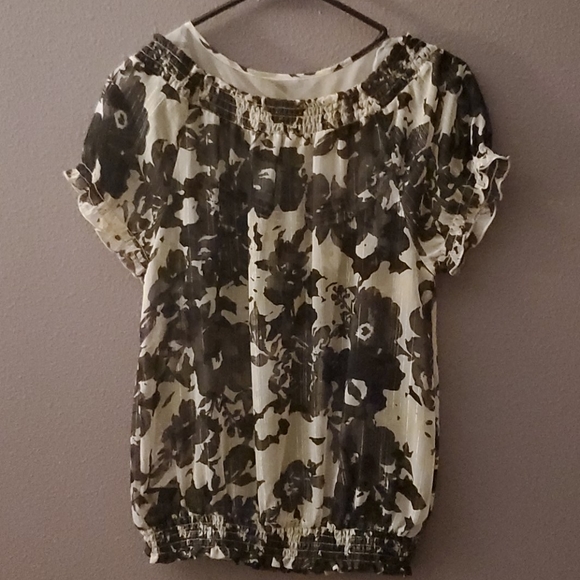 Sheer floral top - Picture 3 of 3